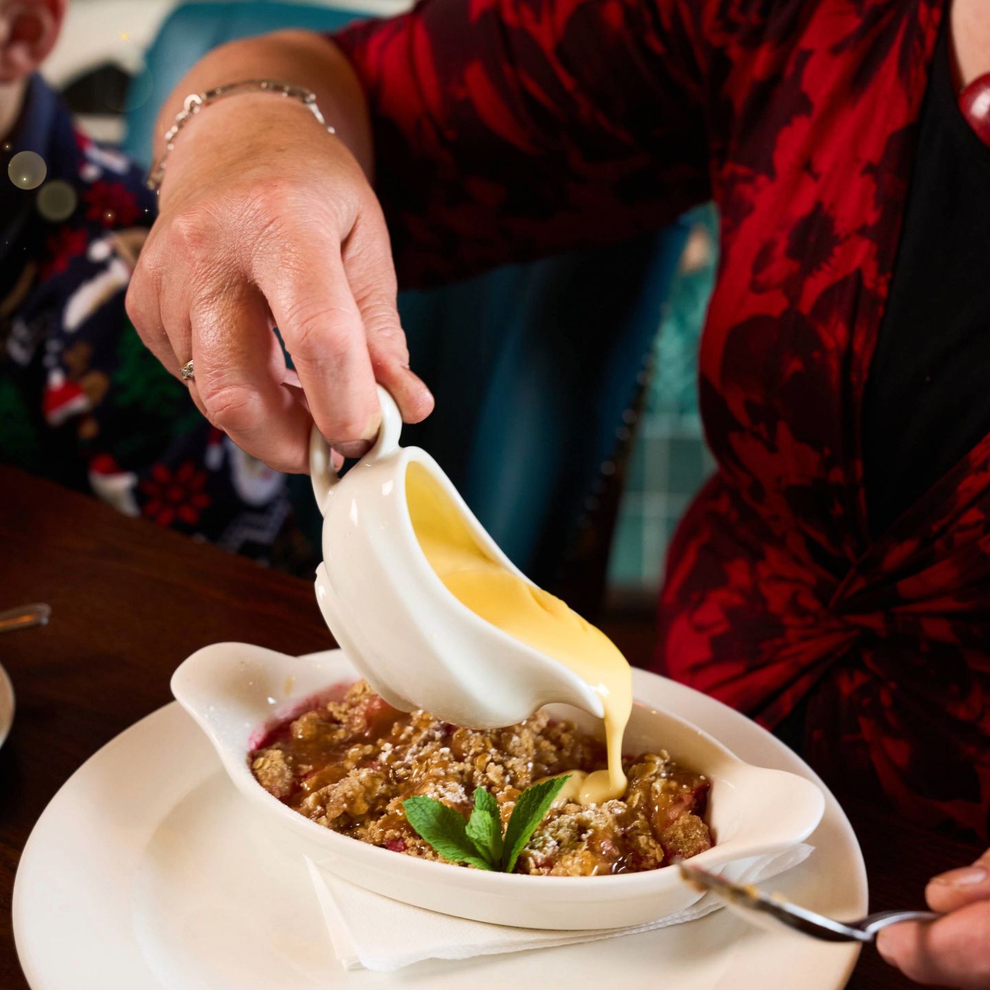 Christmas Day Lunch, Dinner & Dining at The Kings Corner in oakwood